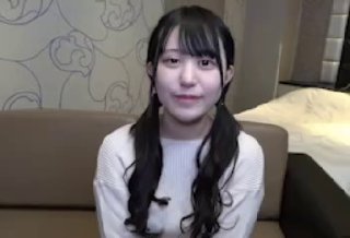 欧美一字领上衣_欧美亚洲精品成人视频